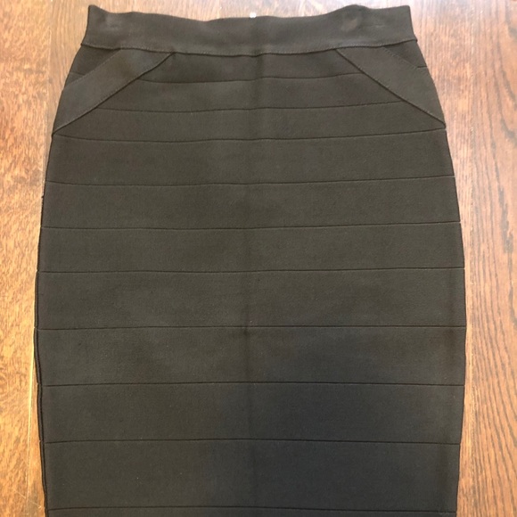 Bebe Skirt - Picture 3 of 6